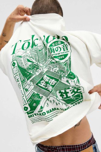 UO Tokyo Katsu T-Shirt - S at - Urban Outfitters - Modalova