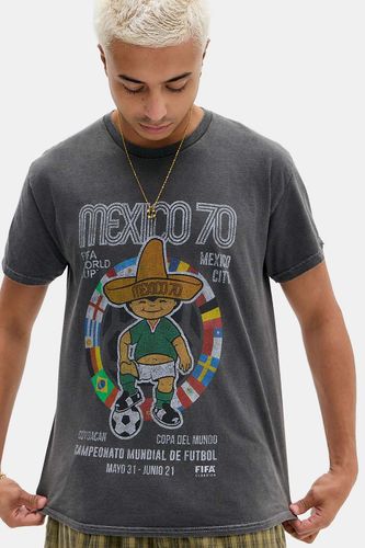 UO Mexico Football T-Shirt - XS at - Urban Outfitters - Modalova
