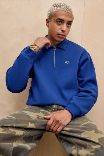 UO Exclusive Quarter Zip Polo Sweatshirt - S at Urban Outfitters - Champion - Modalova