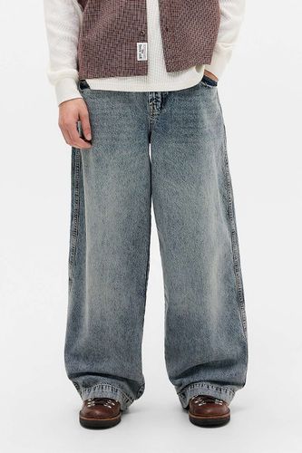 Bleach Bake Neo Skate Jeans - 28W 30L at Urban Outfitters - BDG - Modalova