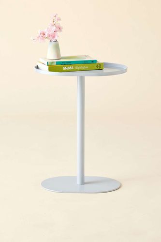Oval Side Table - Light Blue W: 30.5cm x H: 51cm at - Urban Outfitters - Modalova