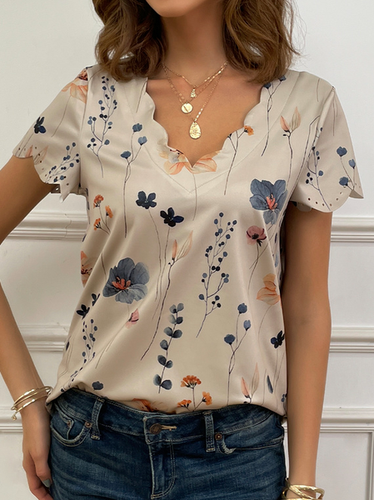 Summer Dessert Shell Neck Floral Design T-Shirt - Just Fashion Now - Modalova