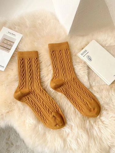 Pair Women High-Elastic Twist Mid-calf Socks - Just Fashion Now - Modalova