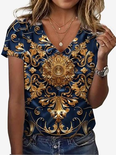 Geometric Print Short Sleeve V-Neck T-shirt - Just Fashion Now - Modalova