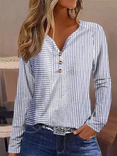 Casual Striped Loose V Neck T-Shirt - Just Fashion Now - Modalova