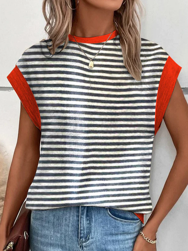 Loose Striped Simple Crew Neck T-Shirt - Just Fashion Now - Modalova