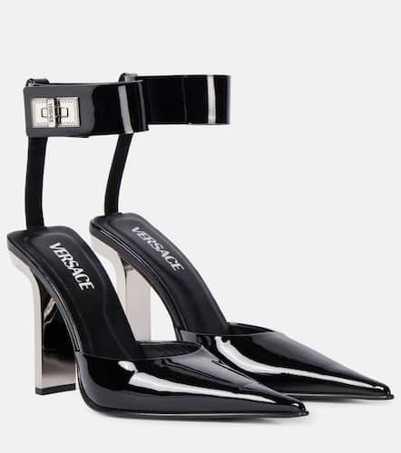 Versace Pumps slingback in vernice - Versace - Modalova