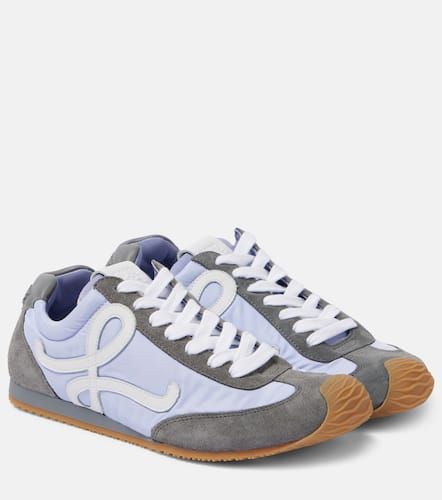 Ballet Runner 2.0 suede-trimmed sneakers - Loewe - Modalova