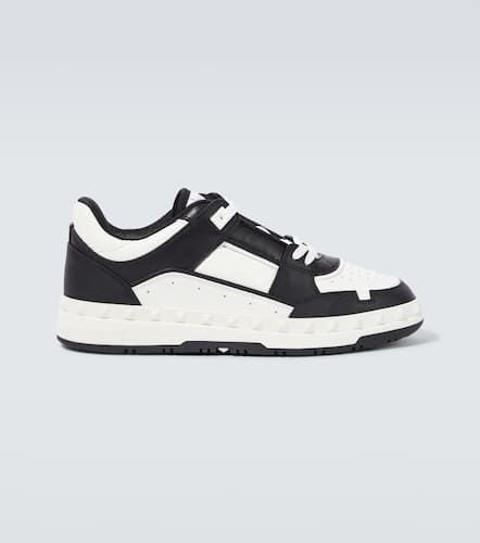 Freedots leather low-top sneakers - Valentino Garavani - Modalova