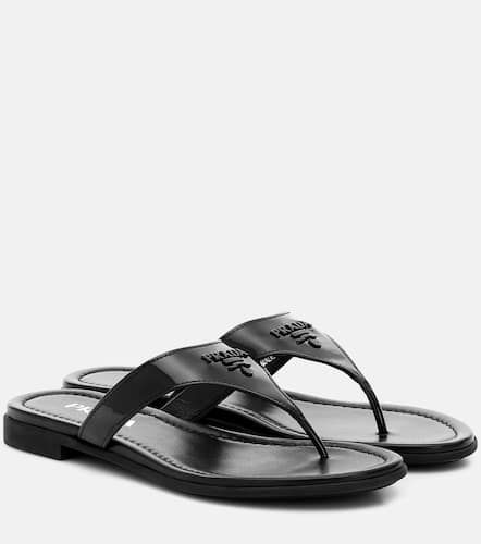 Prada Sandalen aus Lackleder - Prada - Modalova