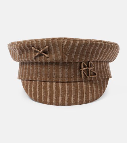 Gorra newsboy a rayas con logo - Ruslan Baginskiy - Modalova