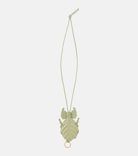 Loewe Leaf Insect leather keychain - Loewe - Modalova