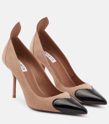 Alaïa Pumps Heart aus Veloursleder - Alaia - Modalova