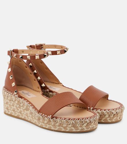 Alpargatas con cuña Rockstud 55 de piel - Valentino Garavani - Modalova