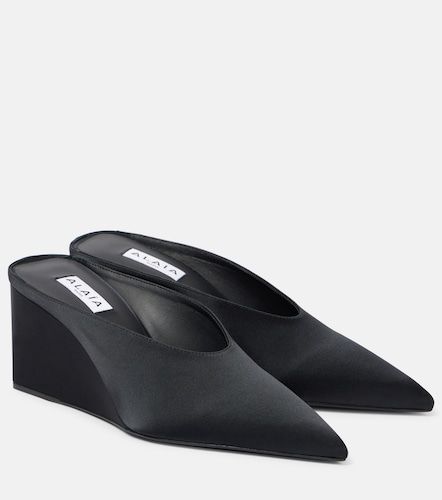 Alaia Cube 75 satin wedge mules - Alaia - Modalova