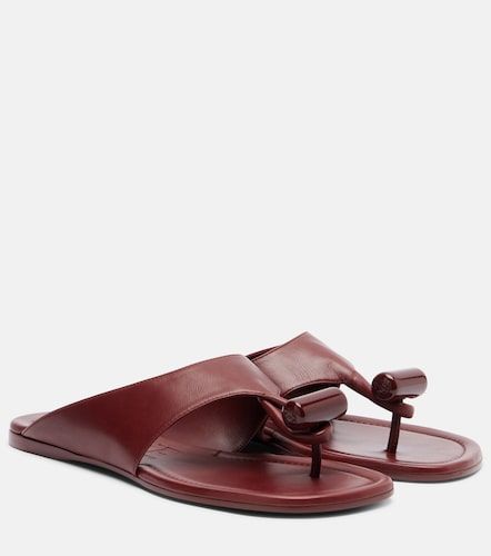 Loewe Toggle leather thong sandals - Loewe - Modalova