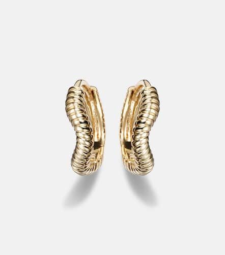 Freddie 14kt huggie earrings - Stone and Strand - Modalova