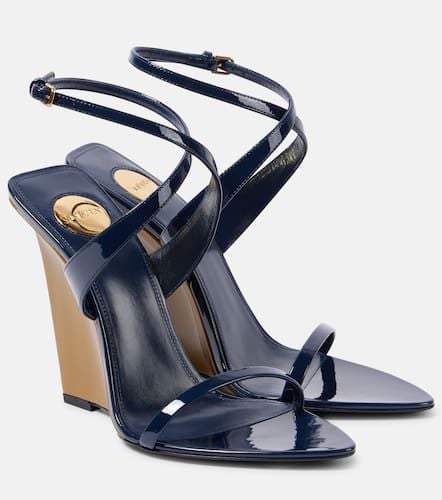 Wedge-Sandalen Salomé 110 aus Lackleder - Saint Laurent - Modalova