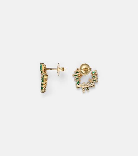 Orecchini Izzy Sideway Spiral in oro 18kt con diamanti e smeraldi - Suzanne Kalan - Modalova