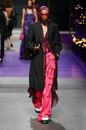 Versace Satin cargo pants - Versace - Modalova