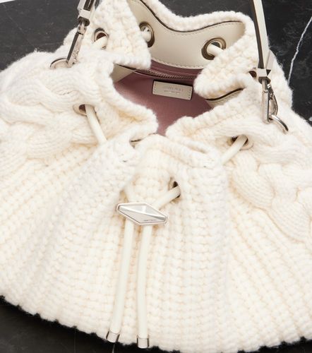 Cinch cable-knit bucket bag - Jimmy Choo - Modalova