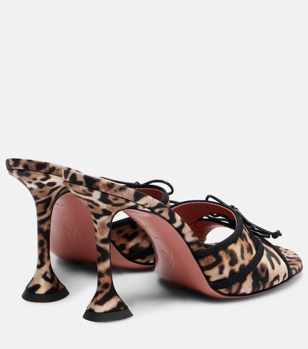Mules Eleonora con estampado de leopardo - Amina Muaddi - Modalova