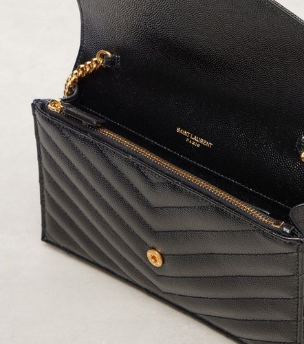 Cartera con cadena Cassandre Envelope Small de piel - Saint Laurent - Modalova
