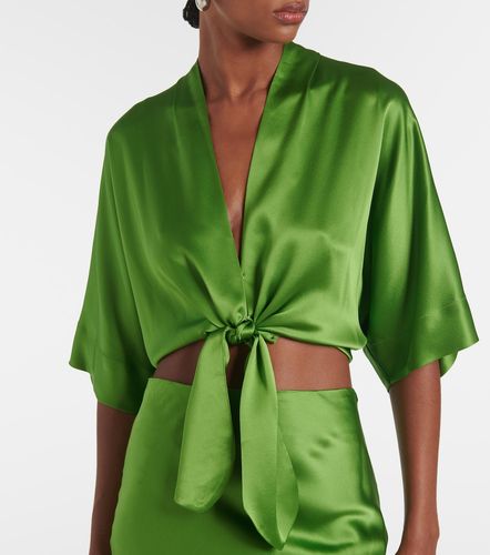 Blusa cropped de satén de seda - The Sei - Modalova
