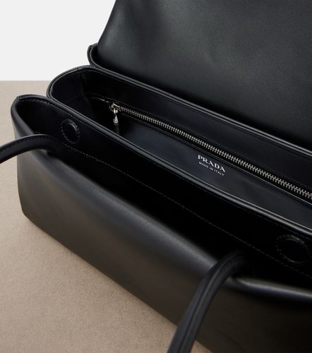 Passage Medium leather shoulder bag - Prada - Modalova