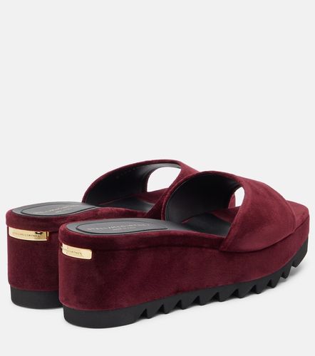 Mules con cuña Sneak Elyse de terciopelo - Stella McCartney - Modalova