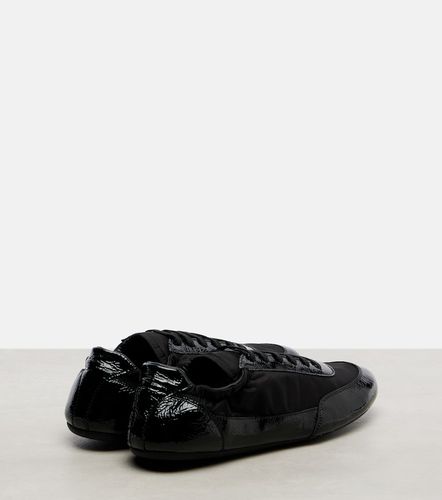Sneakers Collapse in Re-Nylon e vernice - Prada - Modalova