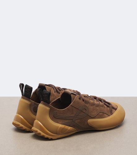 Sneakers Grip Anagram in suede - Loewe - Modalova