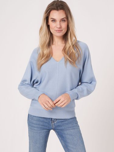 Cotton blend batwing jumper with V-neck - REPEAT cashmere - Modalova