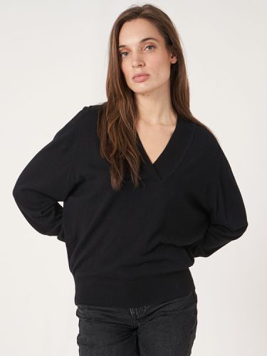 Super fine knit V-neck sweater - REPEAT cashmere - Modalova