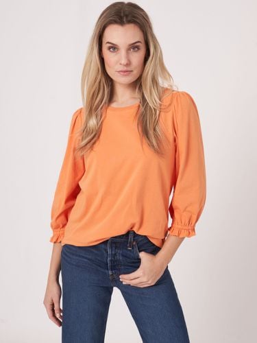 Cotton stretch T-shirt with 3/4 sleeves with elastic cuff and ruffle - REPEAT cashmere - Modalova