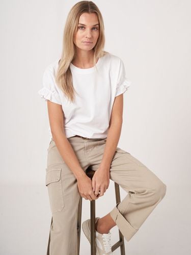 Cotton T-shirt with ruffle detail - REPEAT cashmere - Modalova