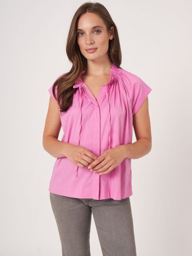 Sleeves blouse with gathered neckline and tie - REPEAT cashmere - Modalova