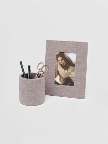 Cashmere pen holder and photo frame - REPEAT cashmere - Modalova