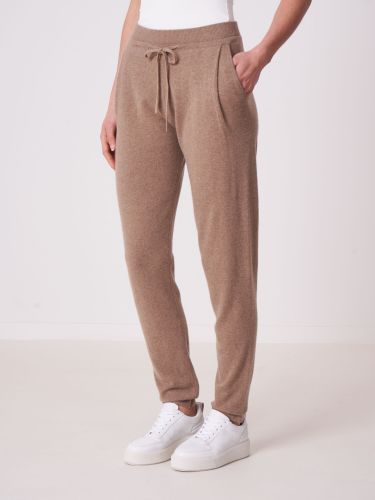 Fine knit organic cashmere jogging pants - REPEAT cashmere - Modalova