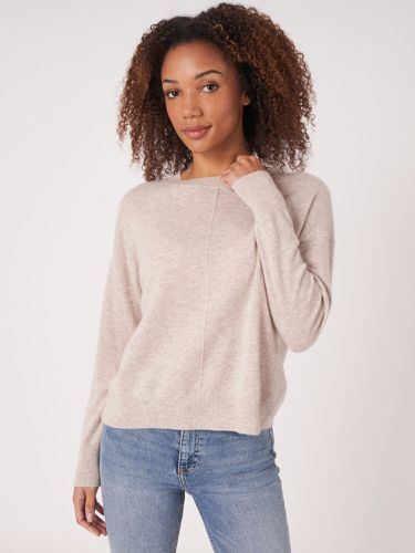 Casual organic cashmere sweater with buttoned back - REPEAT cashmere - Modalova