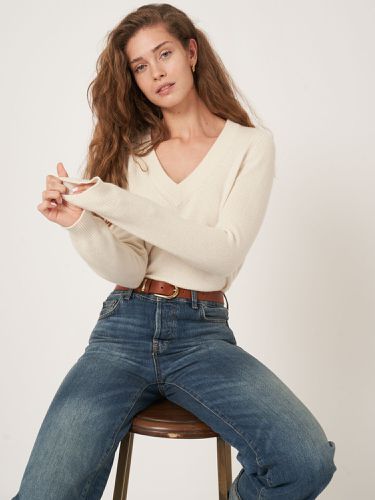 Cropped organic cashmere V-neck sweater - REPEAT cashmere - Modalova