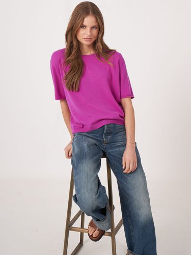 Short sleeve cashmere sweater with knitted detail at the back - REPEAT cashmere - Modalova