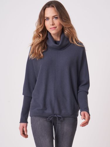 Oversized sweater with high neck and drawstring - REPEAT cashmere - Modalova