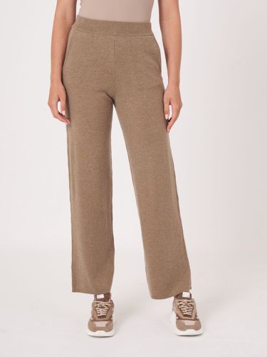 Wide leg knitted pants - REPEAT cashmere - Modalova