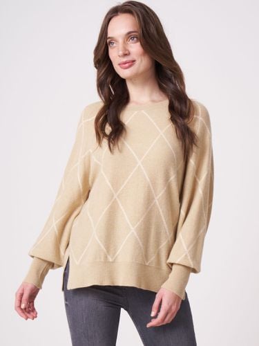 Bi-color boat neck sweater with intarsia pattern - REPEAT cashmere - Modalova