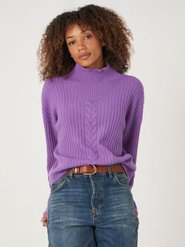 High neck rib knit sweater with cable knit detail - REPEAT cashmere - Modalova