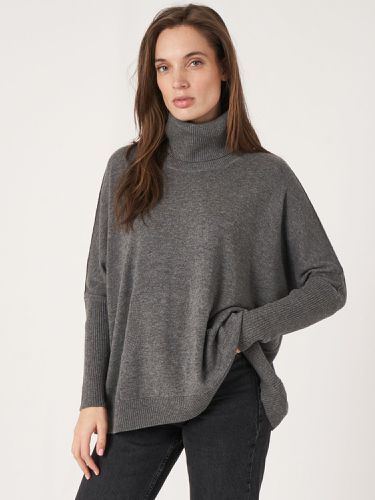 Cashmere blend turtleneck sweater with kangaroo pocket - REPEAT cashmere - Modalova