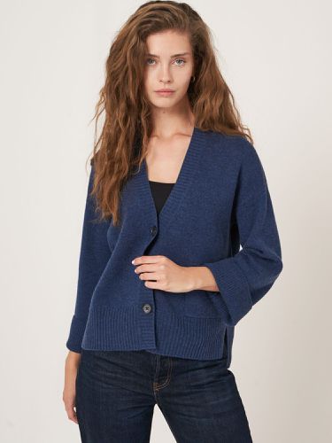 Cardigan with front pocket and wide sleeves with rib detail - REPEAT cashmere - Modalova