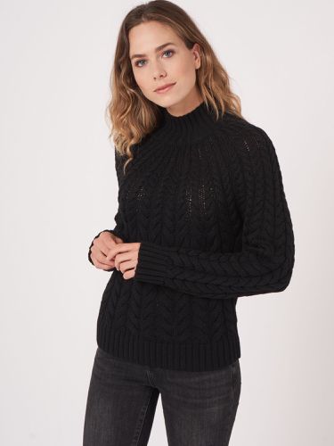 Chunky cable knit merino wool sweater - REPEAT cashmere - Modalova