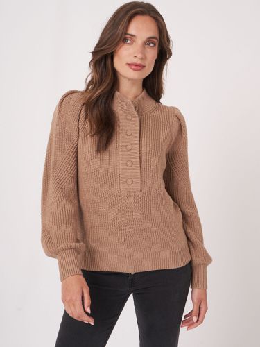 Chunky rib knit sweater with puff sleeves - REPEAT cashmere - Modalova